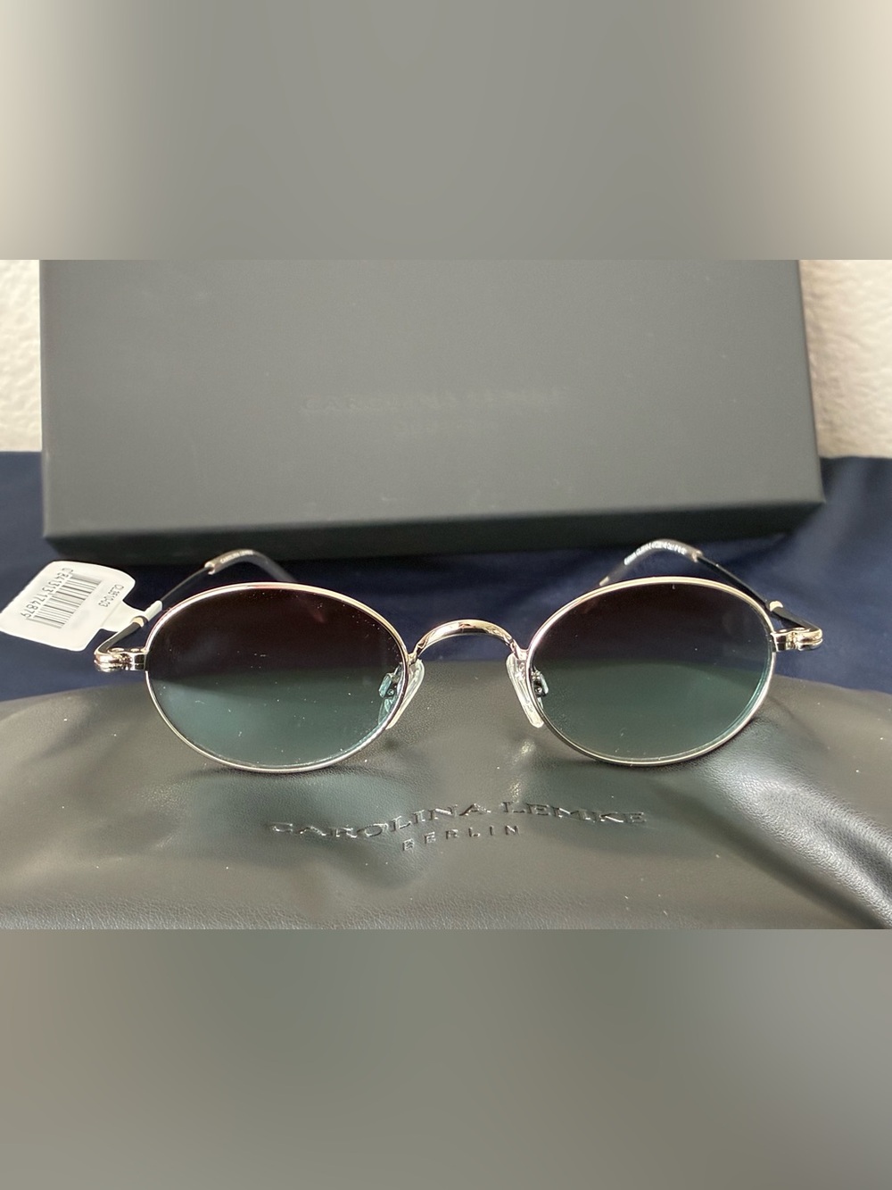Carolina Lemke Berlin Edison Silver + Luxury Case 47-22/145